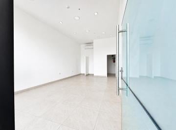 Casa de 1 habitación, Daule · Local Comercial en Alquiler – Plaza Oval, Daule