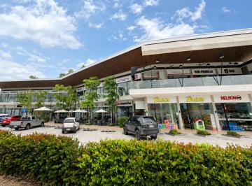 Casa de 1 habitación, Daule · Local Comercial en Alquiler – Plaza Oval, Daule