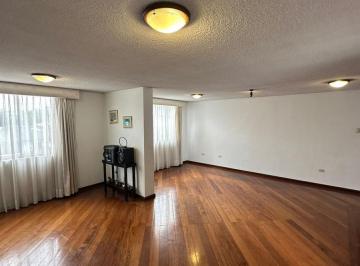 Departamento · 275m² · 3 Habitaciones · 2 Estacionamientos · Departamento de 275 m² con Terraza Privada Sector El Bosque