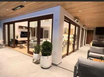 Casa de 5 habitaciones, Quito · Vendo Hermosa Casa de Lujo con Piscina