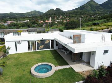 Hacienda-Quinta de 3 habitaciones, Santa Isabel · Hermosa Quinta con Jacuzzi en Yunguilla Urb. Privad