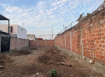 Terreno / Lote , Manta · Terreno de Venta en Manta Zona Elegole