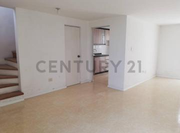 Casa · 84m² · 3 Habitaciones · 2 Estacionamientos · En Venta Casa Conjunto Jardines del Bosque Florida Alta por La Ant