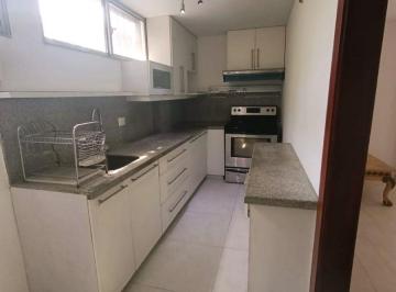 Departamento de 2 habitaciones, Guayaquil · Vendo Departamento Duplex (Dos Plantas) en Urdesa Central, Adicional Una Mini Suite Independiente.