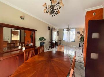 Casa de 3 habitaciones, Quito · Casa de 206 m² con 3 Habitaciones en Venta en Mitad del Mundo