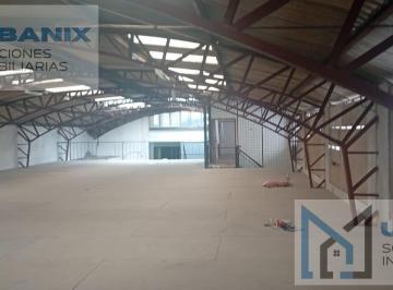 Bodega-Galpón · 869m² · Venta Galpón con Oficinas. 752 m². Calle Sabanilla