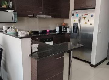 Departamento de 2 habitaciones, Quito · Vendo Flamante Departamento de 2 Dorm. 80 m Sector 12 de Octubre