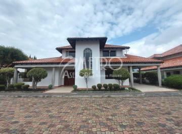Casa de 3 habitaciones, Quito · Casa en Venta 236 m² en San Rafael Conj. El Rocío