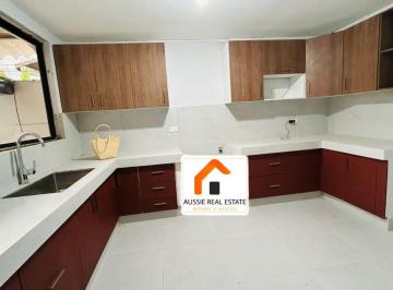 Casa de 3 habitaciones, Guayaquil · Alquilo Casa Urdesa Norte, 3 Dorm, Parqueo, Remodelado de Estreno