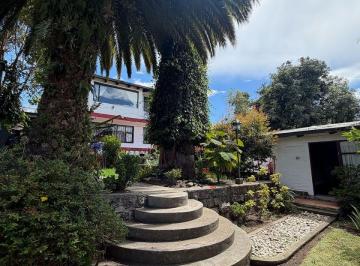 Casa de 4 habitaciones, Quito · En Venta Espectacular Casa Independiente Para Vivienda o Proyectos, Conocoto