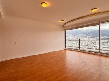 Departamento de 3 habitaciones, Quito · En Renta o Venta Penthouse con Vista Espectacular en Ponceano Alto (Supermaxi Real Audiencia)