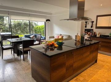 Departamento de 3 habitaciones, Quito · Vendo, Cumbayá, Lindo Duplex, 3 Dorm. Baños, Jardín, Garajes, Sector La Cerveceria, Muy Lindo!