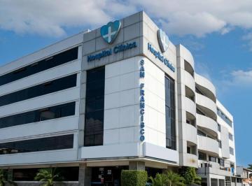 Consultorio · 45m² · Venta Consultorio Médico, Norte Guayaquil (Caroze)