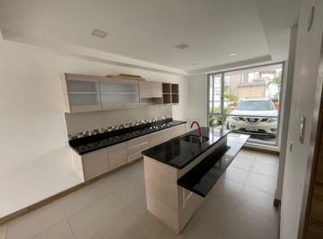 Departamento de 3 habitaciones, Santo Domingo · Departamento de Venta o Renta Urb Vista Hermosa