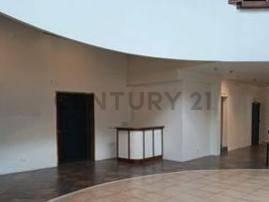 Local comercial · 326m² · En Renta Local Comercial Para Teatro en Tumbaco en Centro Comercial