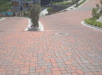 Terreno / Lote , Quito · Hermoso Terreno en Urbanización de Lujo