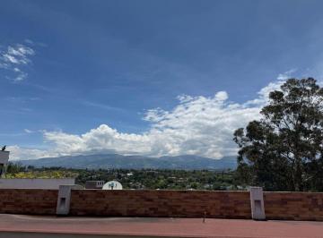Departamento de 3 habitaciones, Quito · Vendo, Lindo PH, Cumbayá, Sector La Cerveceria, 3 Dorm., Área Empleadas, Excelente Ubicación!