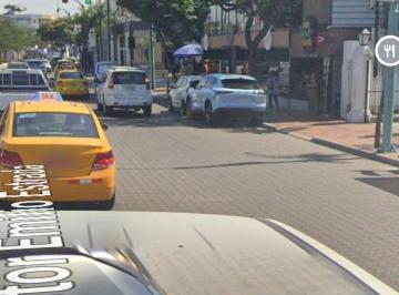 Local comercial , Guayaquil · Local Comercial de 70 m² en Alquiler en Urdesa
