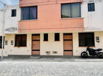 Casa · 80m² · 3 Habitaciones · Casa en Venta Sector Calderon, Zabala 99 m²