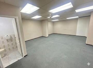 Oficina comercial , Quito · Venta Republica de El Salvador Oficina
