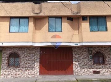 Casa de 9 habitaciones, Quito · Venta de Casa Rentera en La Arcadia 255 m²