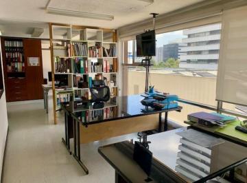 Oficina comercial · 63m² · 1 Estacionamiento · Vs Av 10 de Agosto y Av Naciones Unidas Vendo Oficina 63 m
