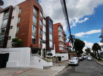 Departamento de 3 habitaciones, Quito · Vendo / Rento Lindo Departamento en Quito Tenis de 3 Dorm. en Planta Baja con Jardín y Pergola