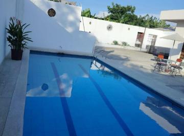 Casa de 4 habitaciones, Atacames · Casa Amoblada de Venta en Playa Almendro, Tonsupa