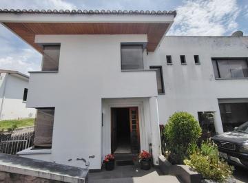 Casa de 5 habitaciones, Quito · Casa de Venta Sector Urbanización Einstein Carcelén