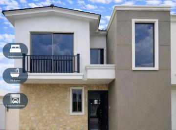 Casa de 3 habitaciones, Daule · Casa Esquinera de Estreno en Venta en Mallorca Village