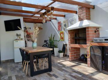 Casa de 3 habitaciones, Quito · Casa en Venta, Mirasierra - Valle de Los Chillos