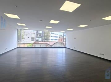 Oficina comercial · 95m² · 2 Habitaciones · 1 Estacionamiento · Vendo de Remate Oportunidad Oficina Lujoso Sector La Carolina Soho Galaxy Luxury