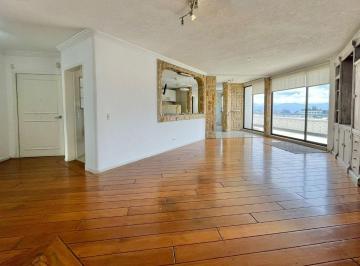Departamento de 4 habitaciones, Quito · Departamento $169.900 de 3 Dorm, 2 Parq, Vista Panorámica, Sector El Bosque con Vista