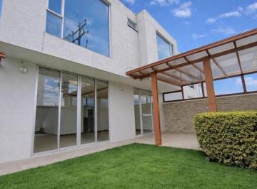 Casa de 3 habitaciones, Quito · Venta Casa con Jardin 3 Habitaciones en Cumbaya