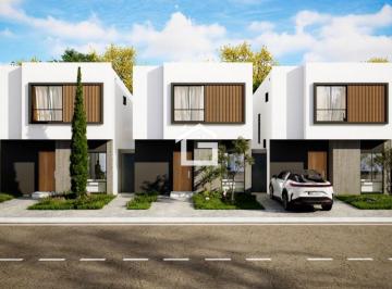 Casa de 3 habitaciones, Machala · Casa en Venta en Urbanización Miracielo, Machala – Modelo Aura