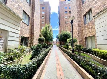Departamento · 75m² · 3 Habitaciones · 1 Estacionamiento · Departamento en Venta 3d Parqueadero Bodega Parque Real Parqueo Piso 6 Vista Hermosa ¡Negociable!