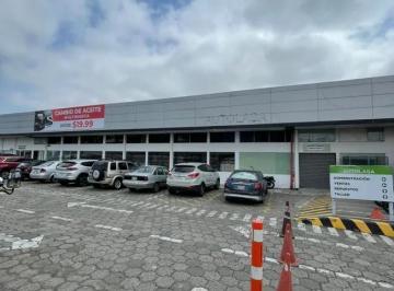 Local comercial , Guayaquil · Alquilo Amplio Local en La Atarazana Al Pie de La Vía con Excelente Ubicación