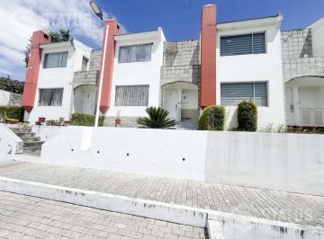 Casa · 96m² · 3 Habitaciones · 1 Estacionamiento · Venta de Casa en San Miguel de Conocoto Cerca Al Conjunto Residencial de La Empresa Eléctrica