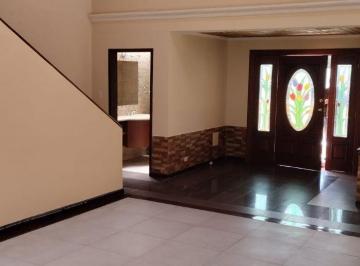 Casa de 3 habitaciones, Quito · Casa 3 Dorm. de Venta Cumbaya Sector El Reservorio Dentro de Urbanizacion Seguridad 24 - 7