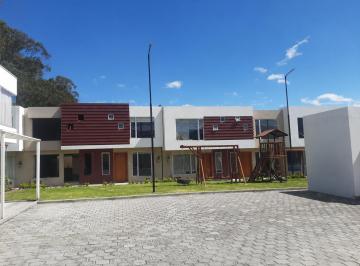 Casa de 3 habitaciones, Quito · Casa de 82 m² con 3 Dorm. en Venta en La Salle Conocoto