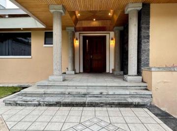 Casa de 5 habitaciones, Quito · Casa de Venta o Renta Ideal Empresas Familias Grandes