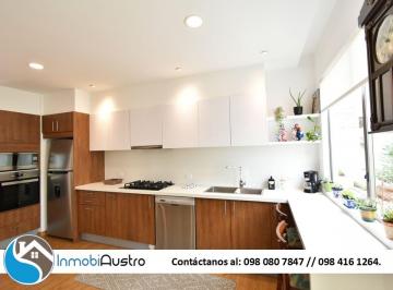 Departamento de 1 habitación, Cuenca · Av 24 de Mayo, Venta de Hermosa Suite Cerca de La Uda