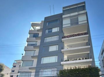 Departamento de 4 habitaciones, Quito · En Renta;departamento de Lujo, gonzalez Suarez