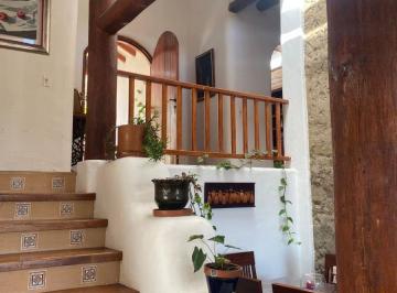 Casa de 3 habitaciones, Quito · Linda y Amplia Casa con Hermosos Ambientes Estilo Rustico