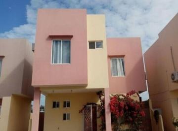 Casa · 80m² · 3 Habitaciones · 2 Estacionamientos · Venta de Casa Semi Amoblada en Playa Coral 2 General Villamil Playas