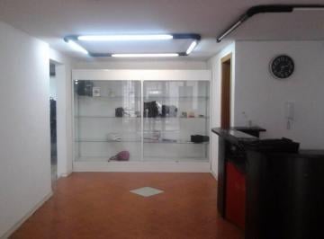 Casa de 7 habitaciones, Quito · De Venta Casa Comercial Shyris y Telegrafo 618 m 3p