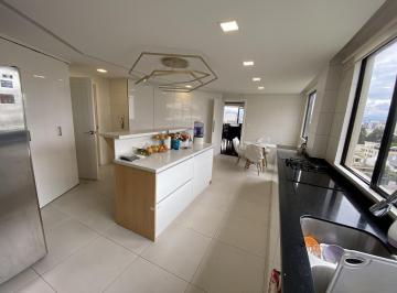 Departamento · 324m² · 4 Habitaciones · 2 Estacionamientos · Departamento en Venta en Quito Tenis, Amplio, Linda Vista, Balcón, 4 Dorm.