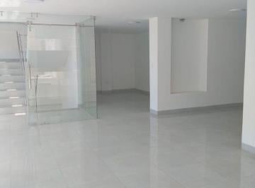 Local comercial , Quito · Av Eloy Alfaro, Sector La Pradera Arriendo Local Comercial de 200 m², Planta Alta, Parquead. Fronta