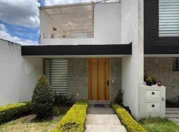 Departamento · 108m² · 3 Habitaciones · 1 Estacionamiento · Departamento de 3 Dorm. Amoblado en Renta