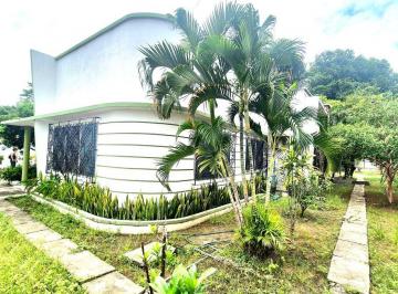 Casa de 9 habitaciones, Guayaquil · Vendo Casa Rentera con Uso de Suelo Comercial, en Miraflores, Sector Privado con Guardianía, Urdesa
